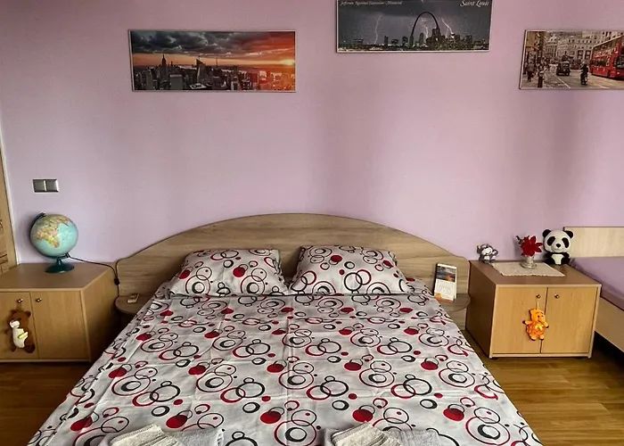 アパート Sanik ヴァルナ