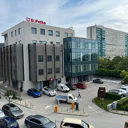 Sanik Apartment